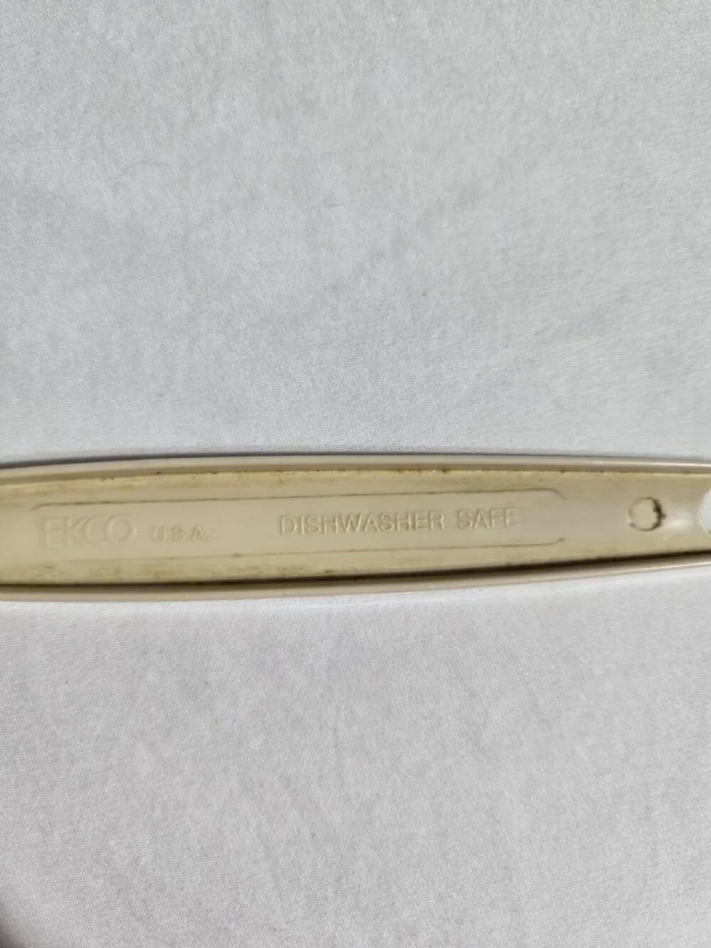 Vintage Ekco USA Slotted Spatula Almond Beige Nylon Plastic Turner MCM